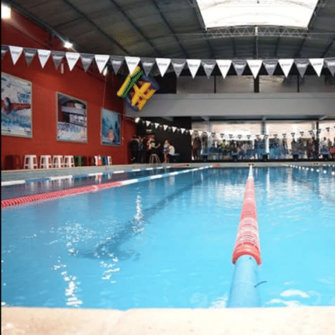 Fotografía de la pileta grande del Club Montego